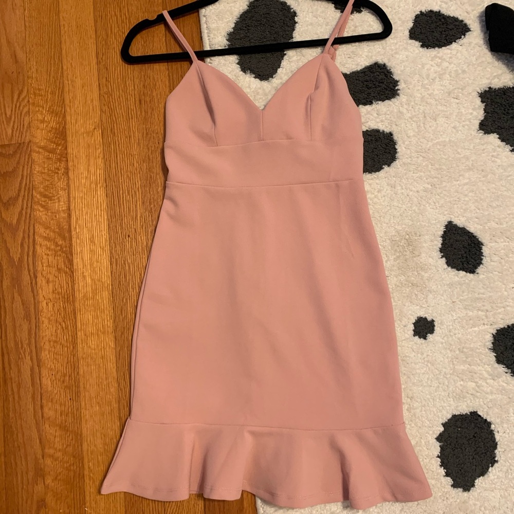 Forever21 blush dress w ruffle hem size S
